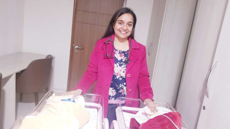 Dr Amreen with Newborn Babies